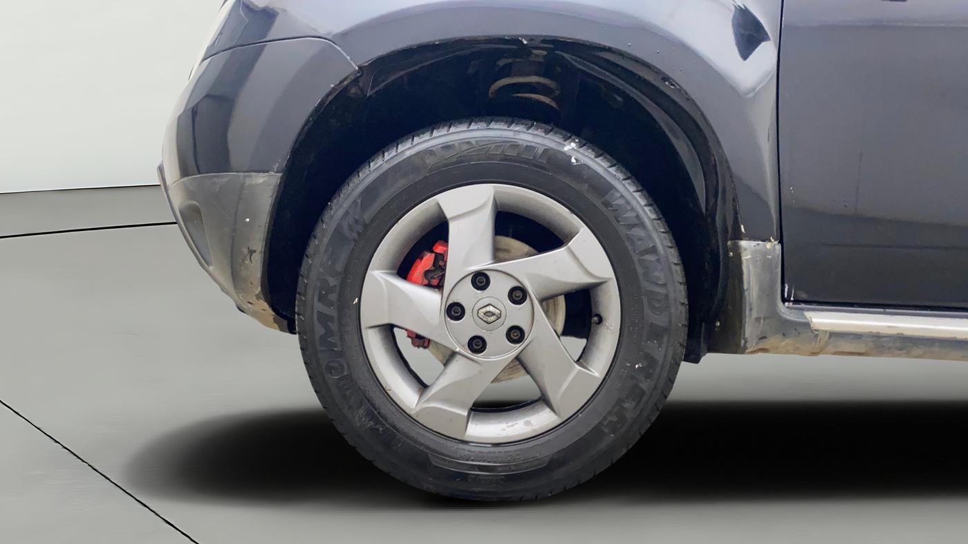 2015 Renault Duster 85 PS RXE DIESEL, Diesel, Manual, 77,065 km, Left Front Wheel