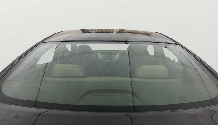 2014 Hyundai New Elantra 1.6 SX AT DIESEL, Diesel, Automatic, 1,02,277 km, Rear Windshield