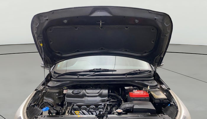 2018 Hyundai Verna 1.6 VTVT SX, Petrol, Manual, 74,702 km, Open Bonet