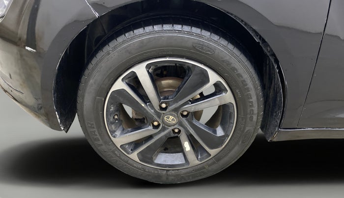 2021 Tata ALTROZ XZ PLUS PETROL DARK EDITION, Petrol, Manual, 65,942 km, Left Front Wheel