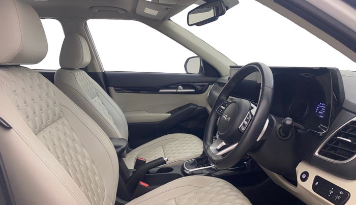 2022 KIA SELTOS HTX 1.5 DIESEL AT, Diesel, Automatic, 62,878 km, Right Side Front Door Cabin