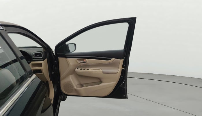 2017 Maruti Ciaz ALPHA 1.4 PETROL, Petrol, Manual, 90,075 km, RHS Front Door