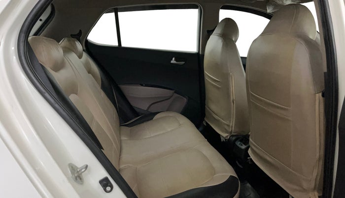 2018 Hyundai Grand i10 SPORTZ 1.2 KAPPA VTVT, Petrol, Manual, 94,741 km, Right Side Rear Door Cabin