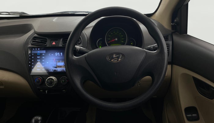 2013 Hyundai Eon MAGNA +, Petrol, Manual, 48,123 km, Steering Wheel Close Up