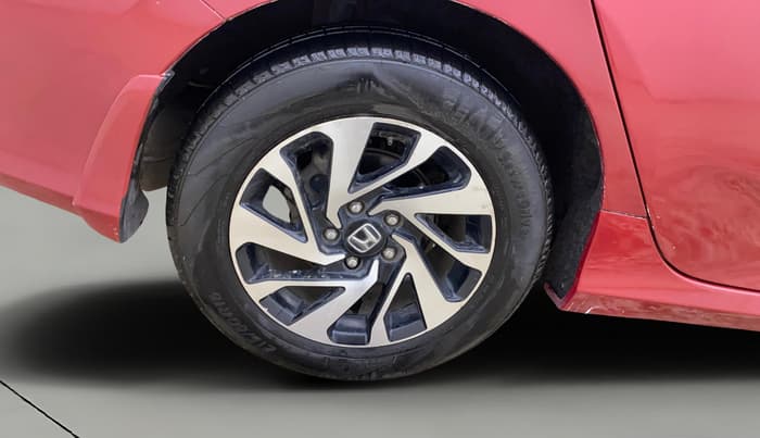 2019 Honda Civic 1.8L I-VTEC V CVT, Petrol, Automatic, 1,05,008 km, Right Rear Wheel