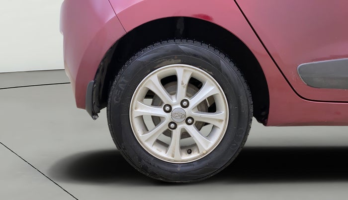 2015 Hyundai Grand i10 ASTA AT 1.2 KAPPA VTVT, Petrol, Automatic, 33,420 km, Right Rear Wheel