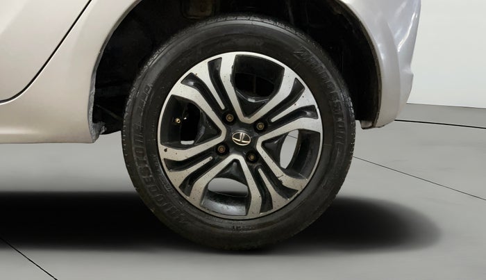 2019 Tata Tiago XZA PETROL, Petrol, Automatic, 90,063 km, Left Rear Wheel