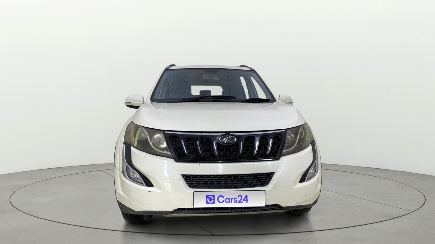 2015 Mahindra XUV500 W10, Diesel, Manual, 70,757 km, Front