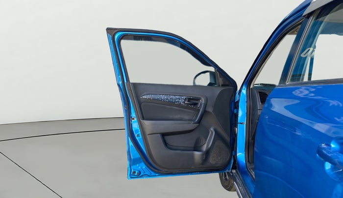 2017 Maruti Vitara Brezza VDI (O), Diesel, Manual, 1,13,564 km, LHS Front Door