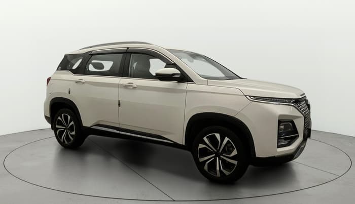 2024 MG HECTOR SHARP PRO 1.5 TURBO MT PETROL, Petrol, Manual, 12,845 km, Right Front Diagonal