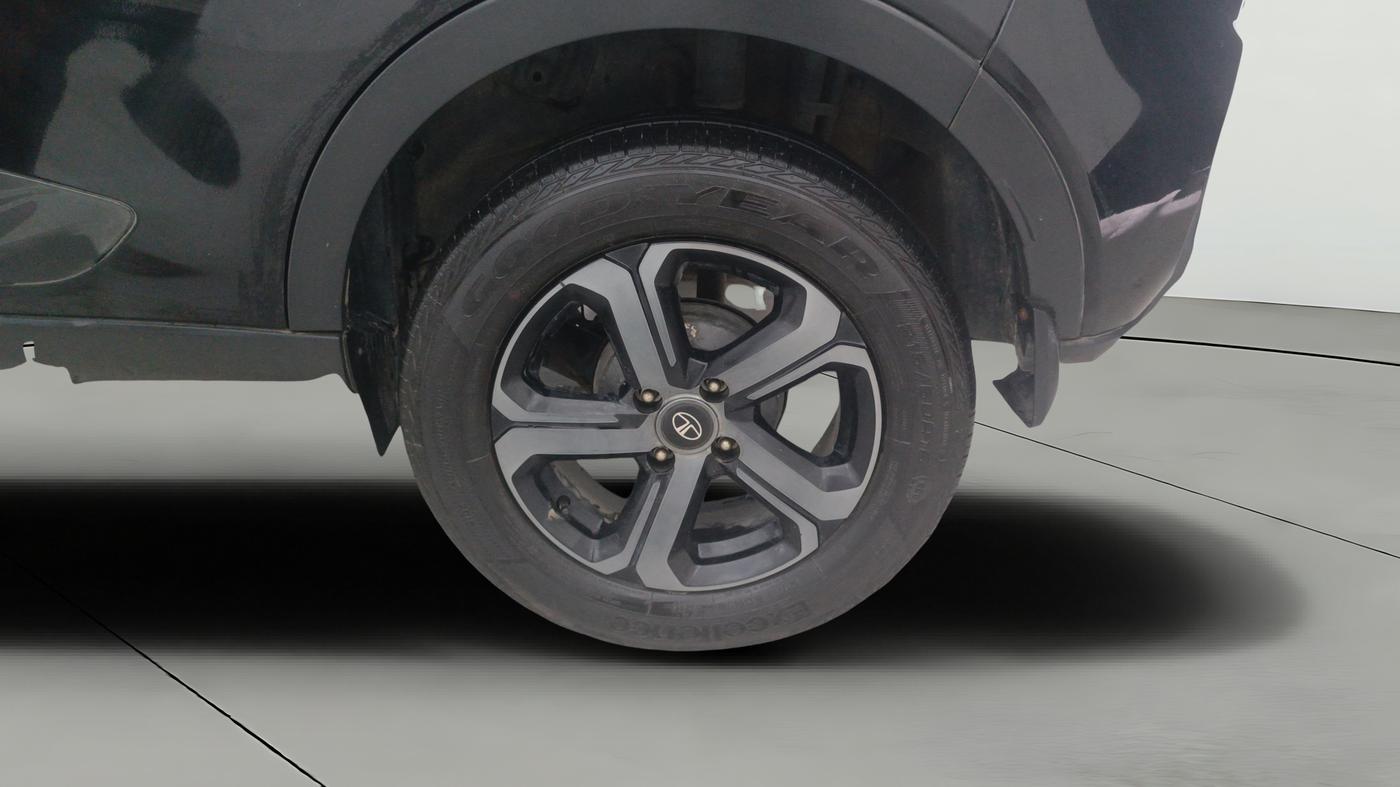 2023 Tata NEXON XZA PLUS LUX SUNROOF RED DARK PETROL, Petrol, Automatic, 29,740 km, Left Rear Wheel