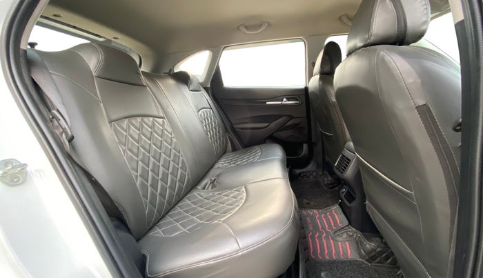 2020 KIA SELTOS HTK 1.5 PETROL, Petrol, Manual, 51,499 km, Right Side Rear Door Cabin