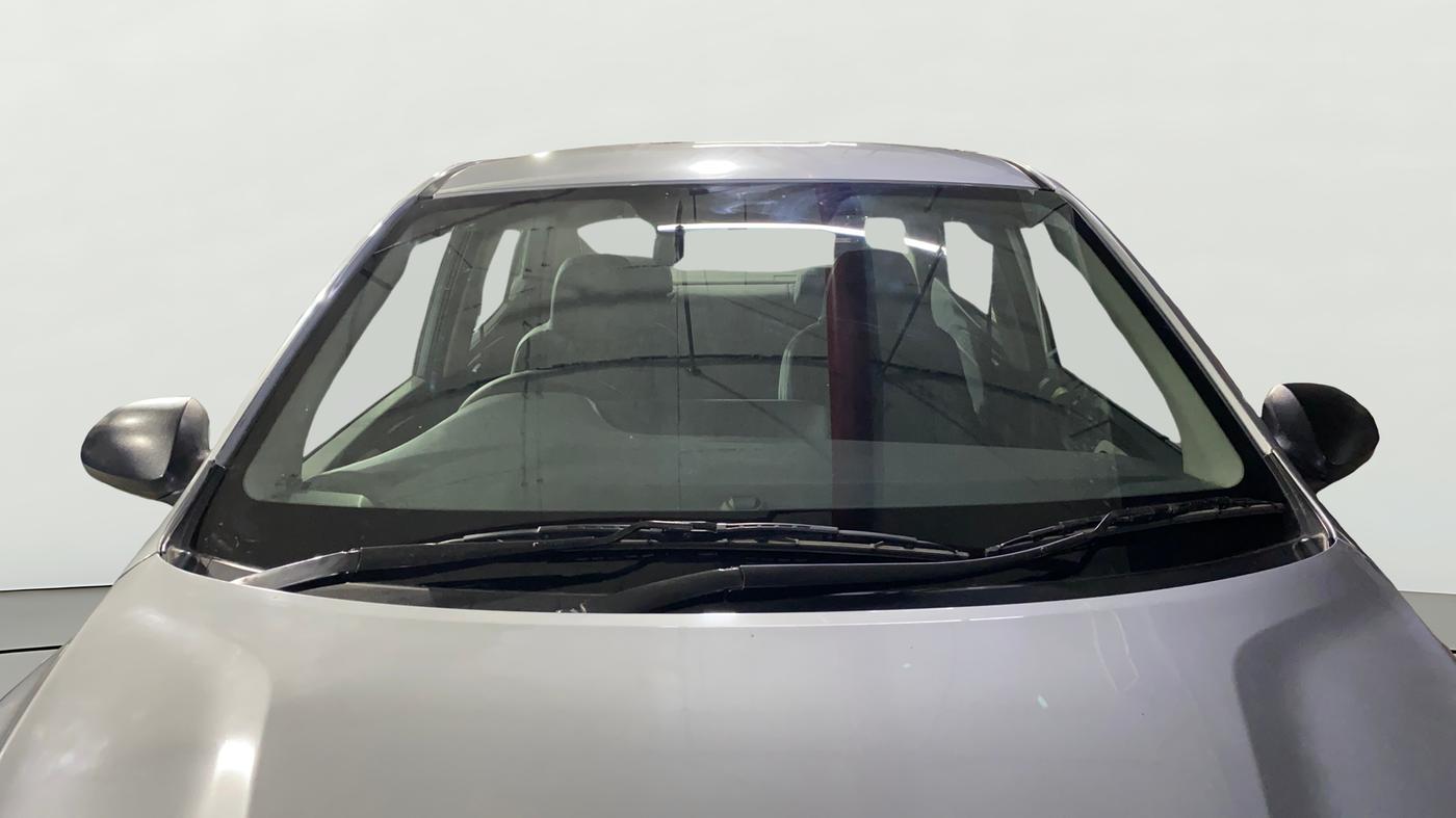 2020 Hyundai AURA E 1.2, Petrol, Manual, 1,17,154 km, Front Windshield