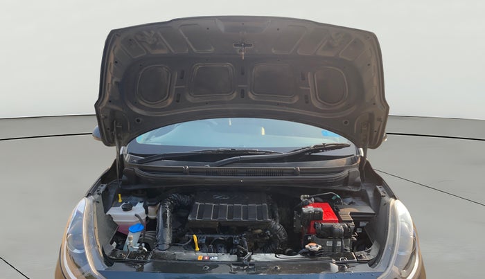 2021 Hyundai GRAND I10 NIOS SPORTZ AMT 1.2 KAPPA VTVT, Petrol, Automatic, 30,399 km, Open Bonet