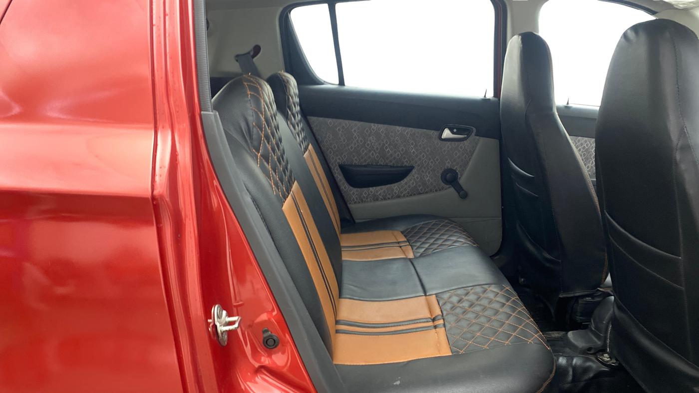2018 Maruti Alto 800 LXI, Petrol, Manual, 64,166 km, Right Side Rear Door Cabin