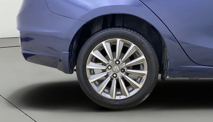 2019 Maruti Ciaz ALPHA  AT 1.5 SHVS PETROL, Petrol, Automatic, 36,583 km, Right Rear Wheel