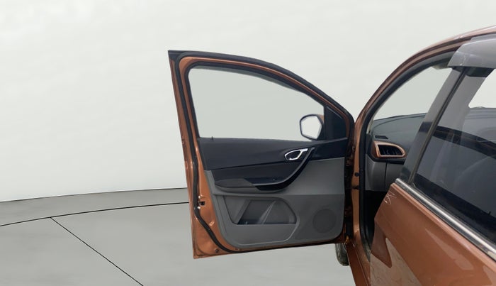 2017 Tata TIGOR XZ PETROL, Petrol, Manual, 52,697 km, LHS Front Door