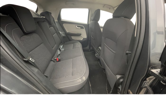 2021 Tata ALTROZ XZ PETROL, Petrol, Manual, 31,474 km, Right Side Rear Door Cabin
