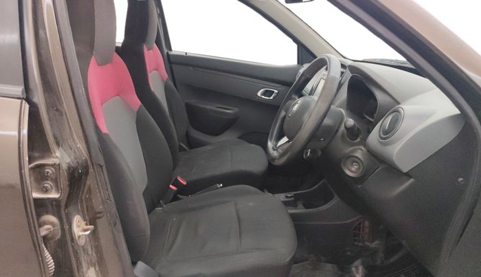 2018 Renault Kwid RXT 1.0 AMT (O), Petrol, Automatic, 39,980 km, Right Side Front Door Cabin