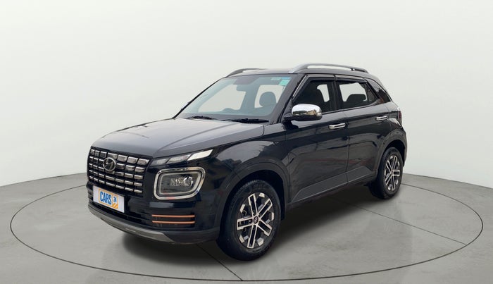 2023 Hyundai VENUE SX 1.5 CRDI, Diesel, Manual, 16,838 km, Left Front Diagonal