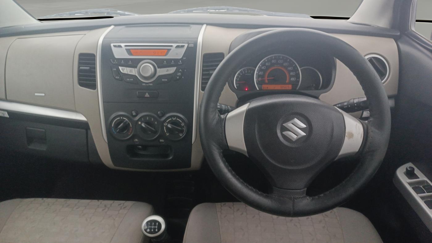 2015 Maruti Wagon R 1.0 VXI, Petrol, Manual, 78,569 km, Steering Wheel Close Up