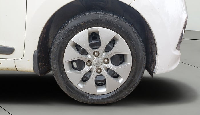 2014 Hyundai Xcent S 1.2, Petrol, Manual, 42,216 km, Right Front Wheel