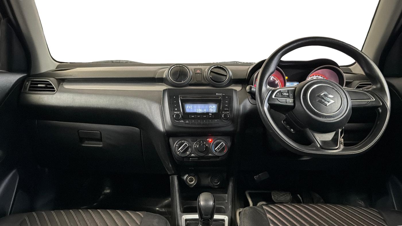 2019 Maruti Swift VXI AMT, Petrol, Automatic, 32,624 km, Dashboard