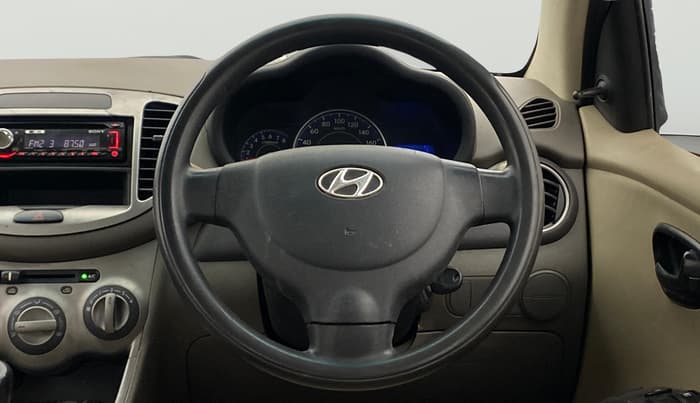 2014 Hyundai i10 MAGNA 1.1, Petrol, Manual, 94,871 km, Steering Wheel Close Up