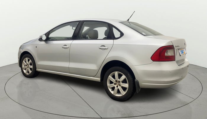 2014 Skoda Rapid AMBITION 1.6 TDI CR MT PLUS, Diesel, Manual, 1,15,272 km, Left Back Diagonal