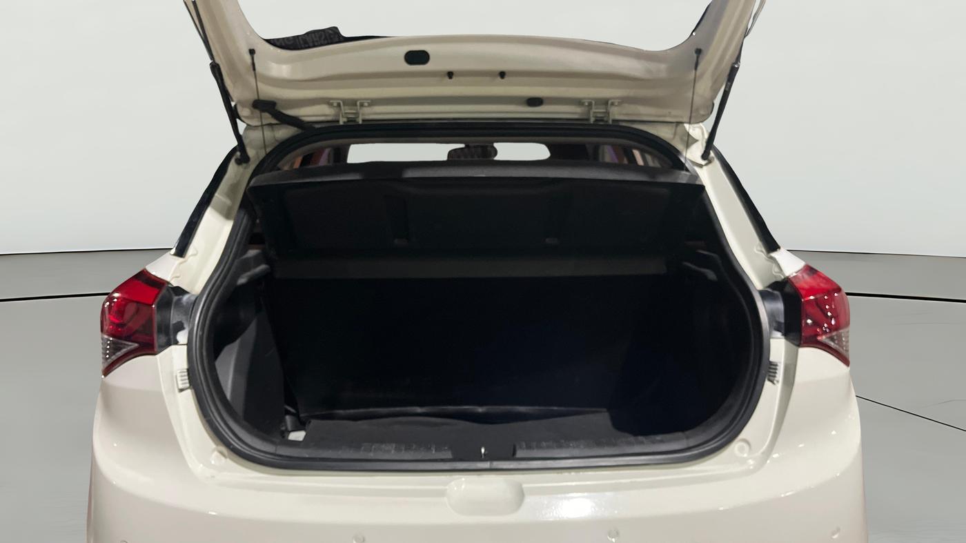 2017 Hyundai Elite i20 ASTA 1.2, Petrol, Manual, 99,594 km, Boot Open Zoomed View