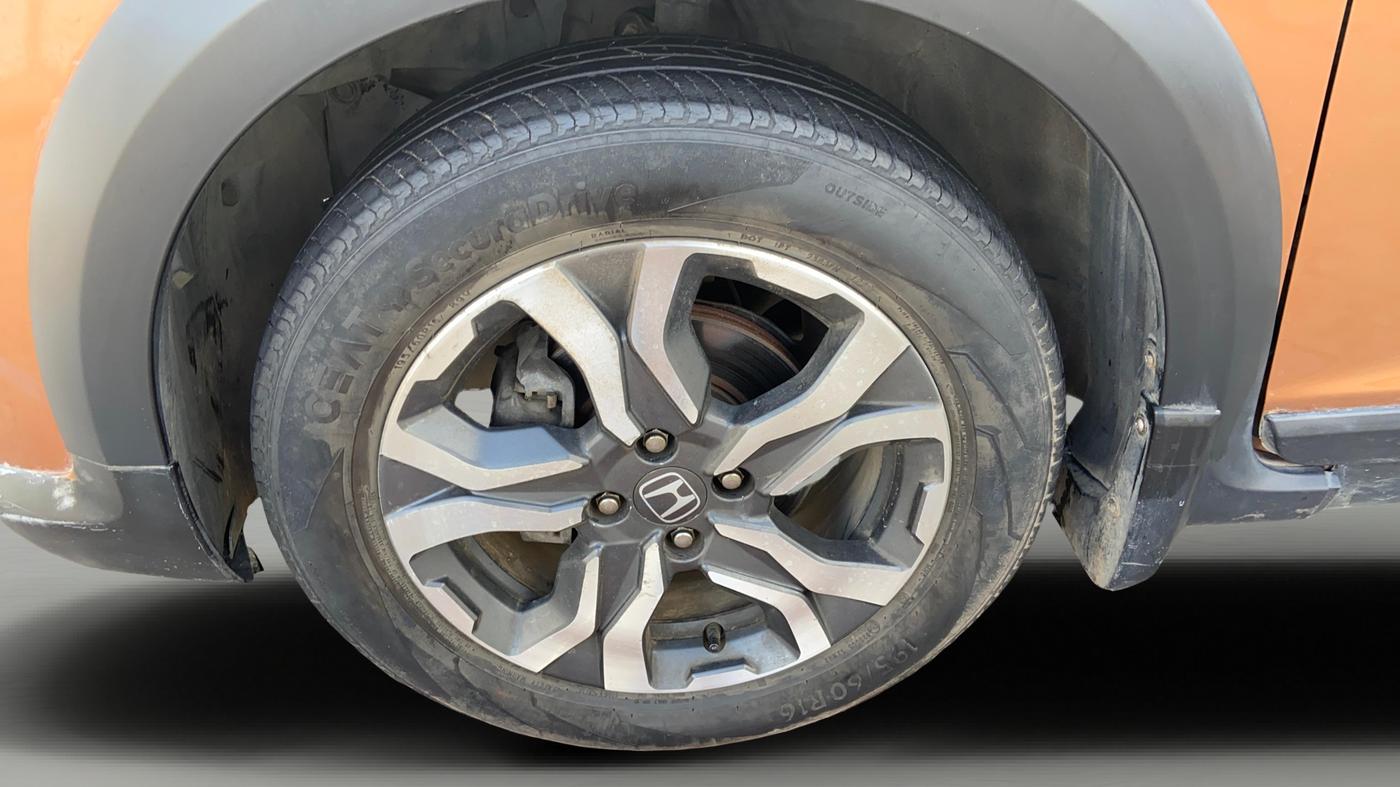 2017 Honda WR-V 1.2L I-VTEC VX MT, Petrol, Manual, 71,125 km, Left Front Wheel