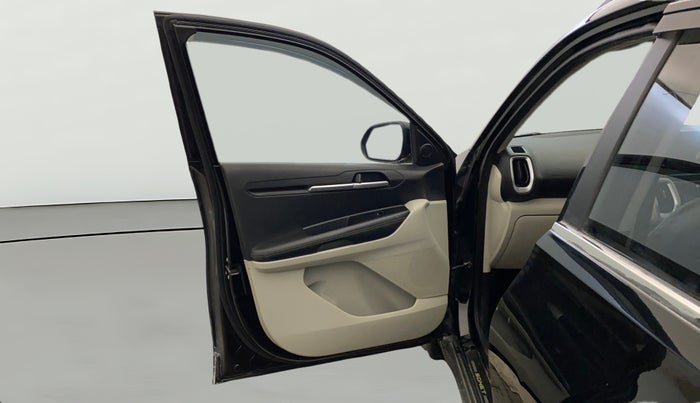 2021 KIA SONET HTX 1.5, Diesel, Manual, 90,660 km, LHS Front Door