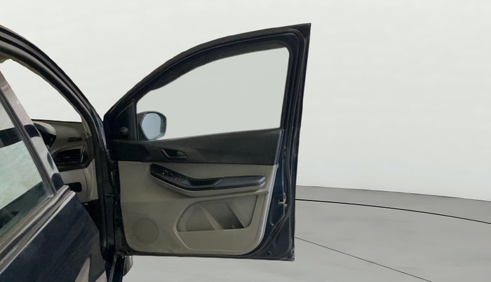 2022 Tata Tiago XM CNG, CNG, Manual, 84,677 km, RHS Front Door