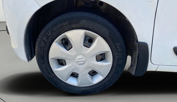 2022 Maruti New Wagon-R VXI CNG 1.0, CNG, Manual, 69,990 km, Left Front Wheel