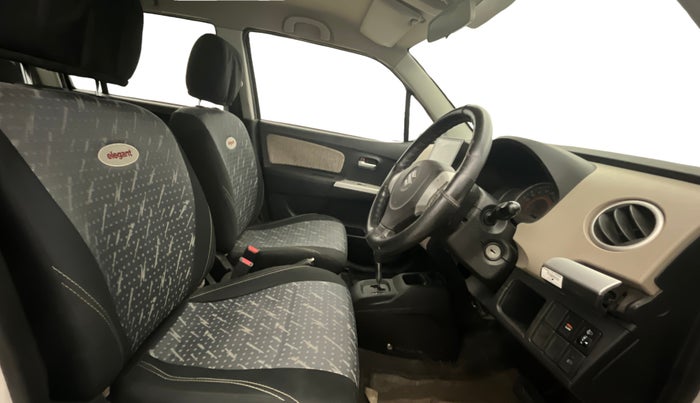 2016 Maruti Wagon R 1.0 VXI AMT, Petrol, Automatic, 88,149 km, Right Side Front Door Cabin