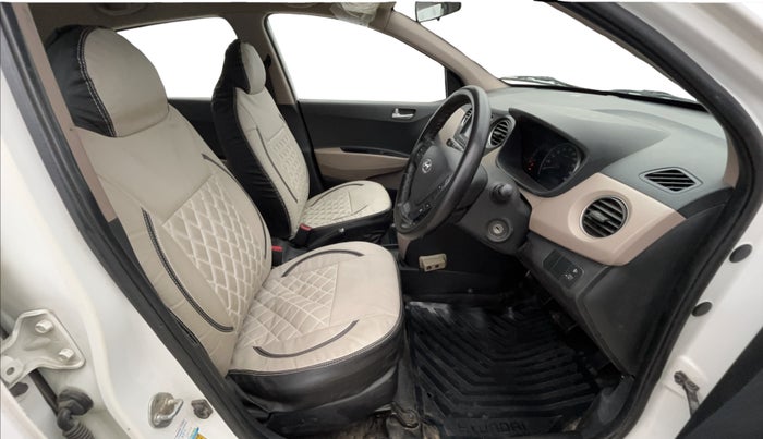 2018 Hyundai Grand i10 SPORTZ 1.2 KAPPA VTVT, Petrol, Manual, 36,069 km, Right Side Front Door Cabin