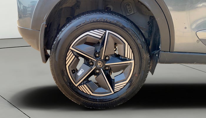 2023 Tata NEXON CREATIVE PLUS 1.2 REVOTRON 6 MT DT, Petrol, Manual, 23,710 km, Right Rear Wheel