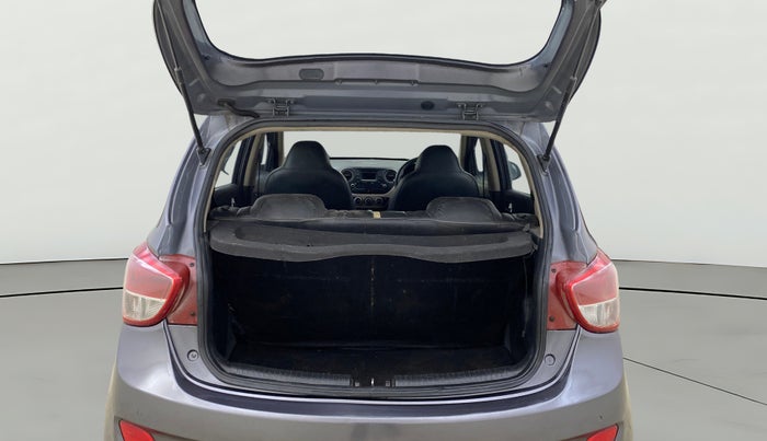 2016 Hyundai Grand i10 SPORTZ 1.1 CRDI, Diesel, Manual, 1,28,999 km, Boot Open Zoomed View