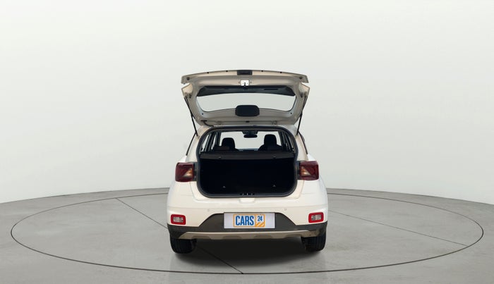 2020 Hyundai VENUE SX 1.5 CRDI, Diesel, Manual, 45,316 km, Boot Door Open