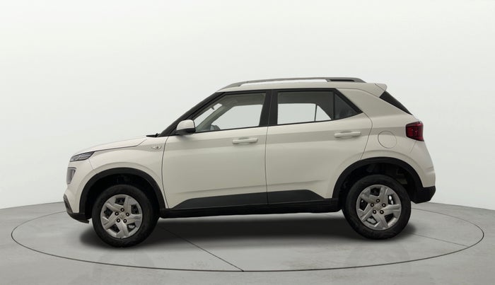 2021 Hyundai VENUE S 1.2, Petrol, Manual, 52,945 km, Left Side