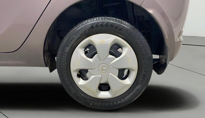 2017 Tata Tiago XT PETROL, Petrol, Manual, 88,234 km, Left Rear Wheel