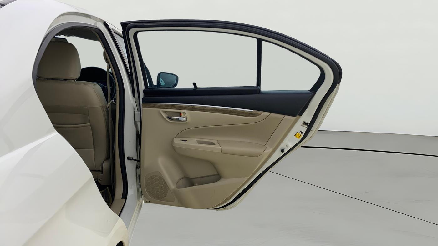 2022 Maruti Ciaz ALPHA  AT 1.5 SHVS PETROL, Petrol, Automatic, 95,494 km, RHS Rear Door