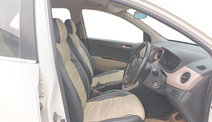 2014 Hyundai Xcent S 1.2, Petrol, Manual, 42,216 km, Right Side Front Door Cabin