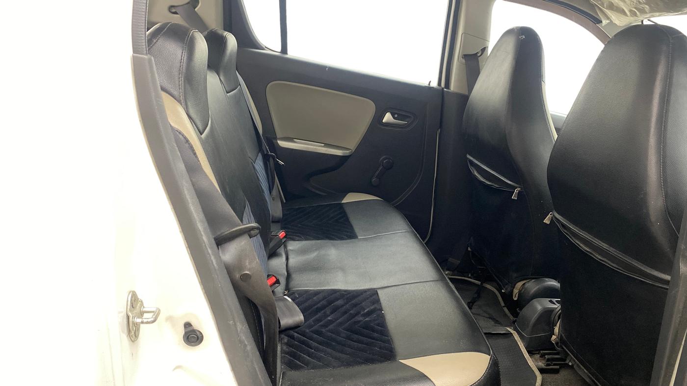 2016 Maruti Alto K10 VXI, Petrol, Manual, 64,235 km, Right Side Rear Door Cabin