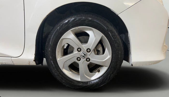 2016 Honda City 1.5L I-VTEC V MT, Petrol, Manual, 1,05,691 km, Right Front Wheel