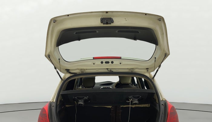 2013 Hyundai i20 ASTA 1.4 CRDI, Diesel, Manual, 1,27,005 km, Boot Door Open