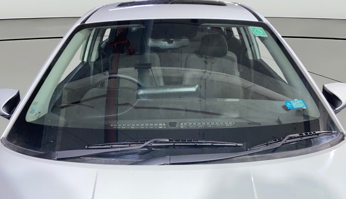 2020 Hyundai NEW I20 ASTA (O) 1.2 MT, Petrol, Manual, 53,976 km, Front Windshield