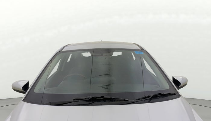 2022 Hyundai NEW I20 ASTA 1.2 MT, Petrol, Manual, 54,233 km, Front Windshield