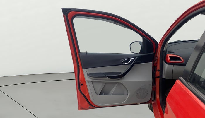 2020 Tata Tiago XZA PLUS DUAL TONE PETROL, Petrol, Automatic, 31,718 km, LHS Front Door