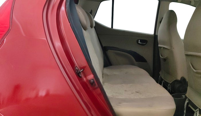 2013 Hyundai i10 SPORTZ 1.2 AT, Petrol, Automatic, 33,284 km, Right Side Rear Door Cabin